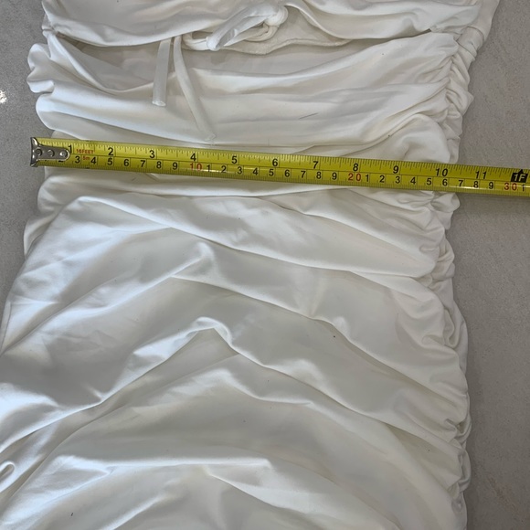 RUMOUR size 8 ruched cutout mini dress in white - Picture 4 of 6